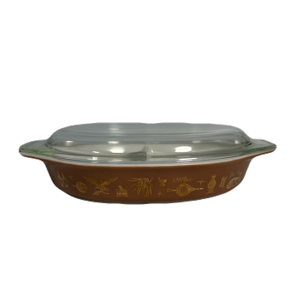 VTG PYREX EARLY AMERICAN  DIVIDED SERVING DISH / CASSEROLE  1 1/2 QUART